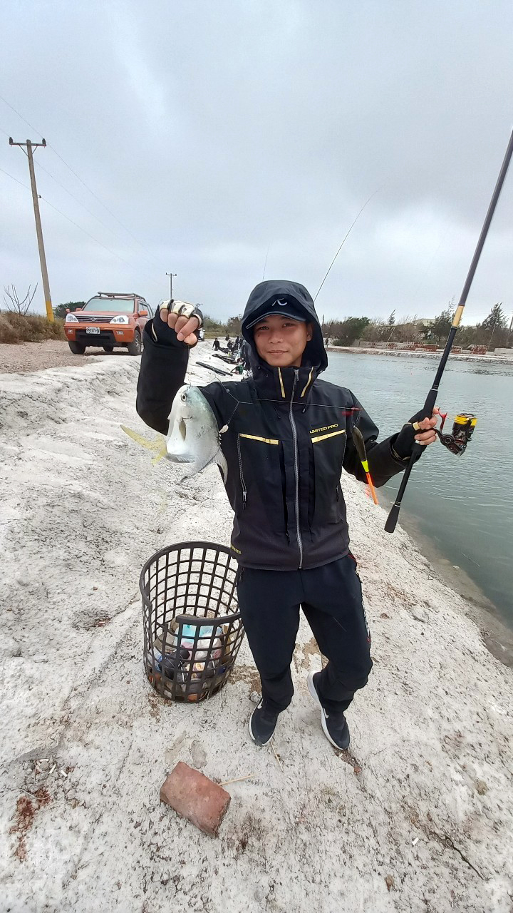 LINE_ALBUM_20230222南北合辦教育訓練-彰化伸港大自然海釣場_230224_34