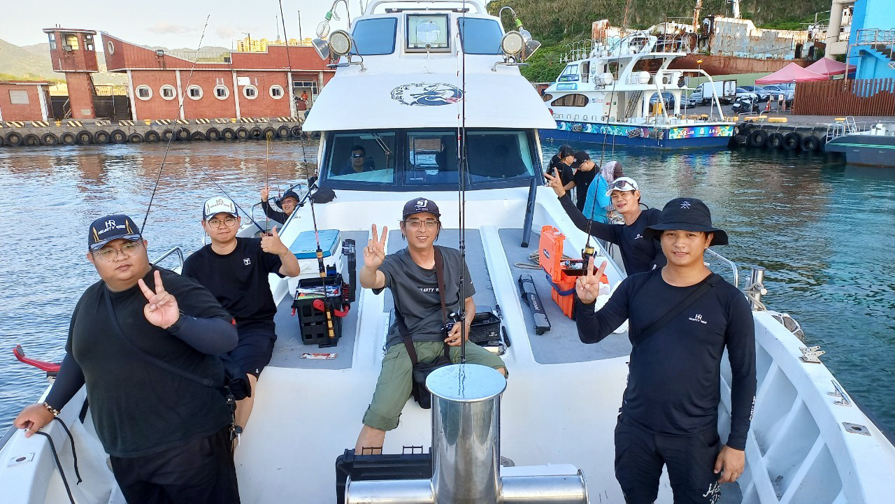 LINE_ALBUM_20240717北區店長教育訓練，基隆嶼船釣-手持透抽_240719_70
