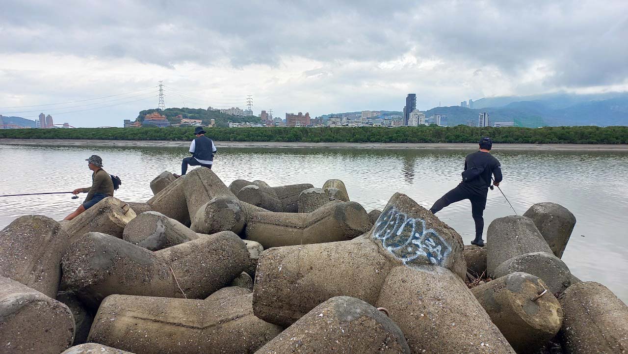 LINE_ALBUM_20241009北區教育訓練@士林社子島-岸拋海鱸_241011_42