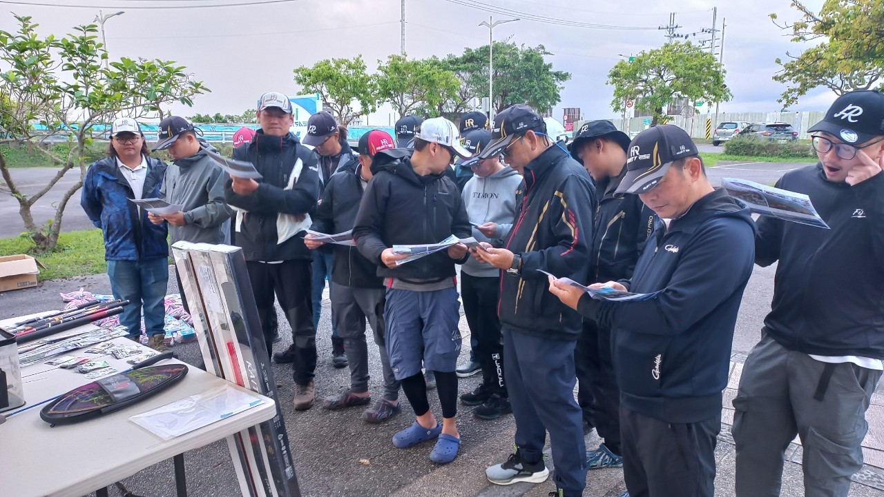 LINE_ALBUM_20241203_北區店長教育訓練@宜蘭五結大閘門-防波堤磯釣_241204_96