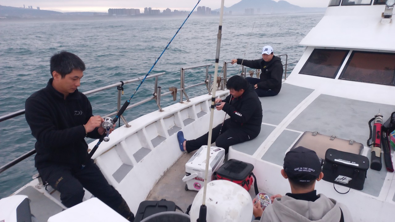 LINE_ALBUM_20250220北區教育訓練_淡水一支釣@快樂公主號_250221_30