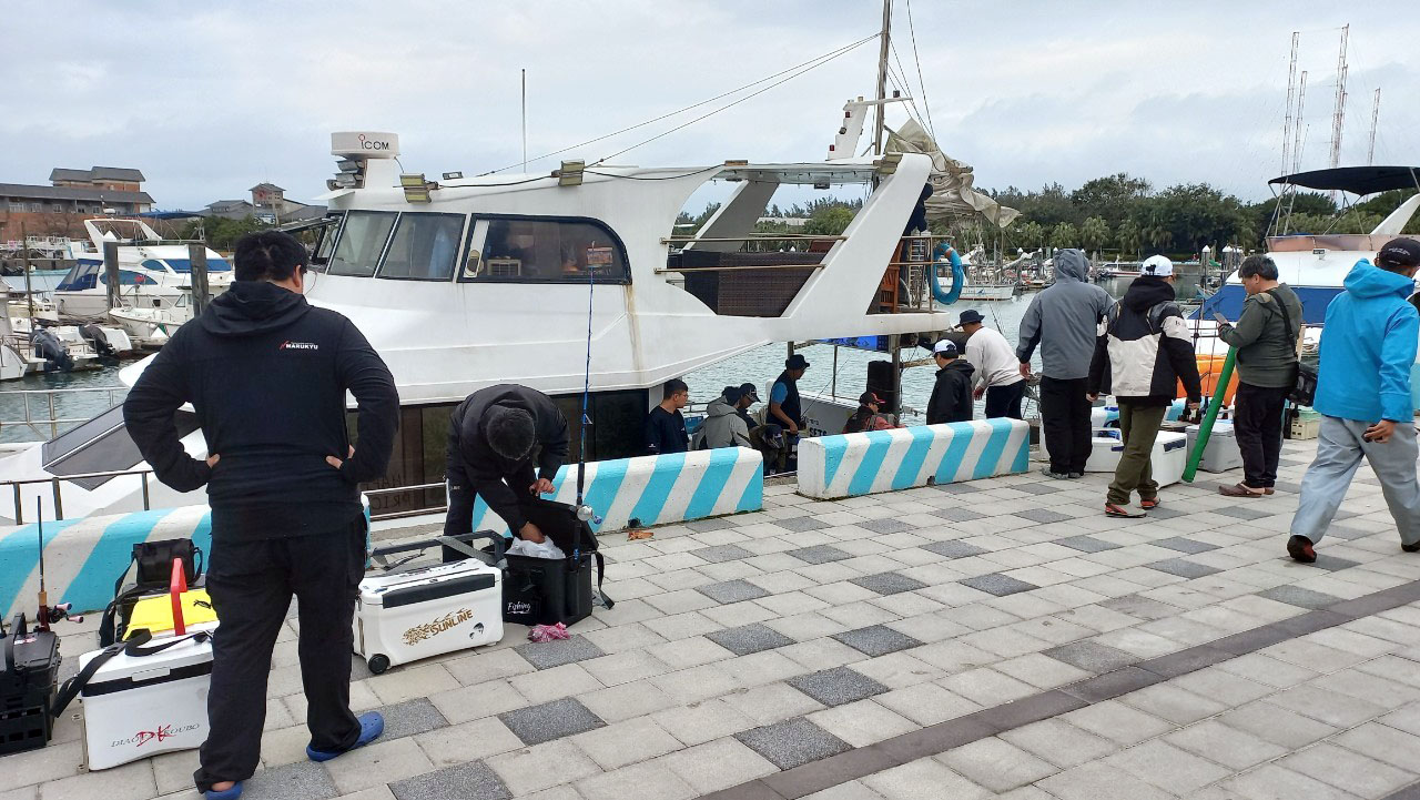 LINE_ALBUM_20250220北區教育訓練_淡水一支釣@快樂公主號_250221_4