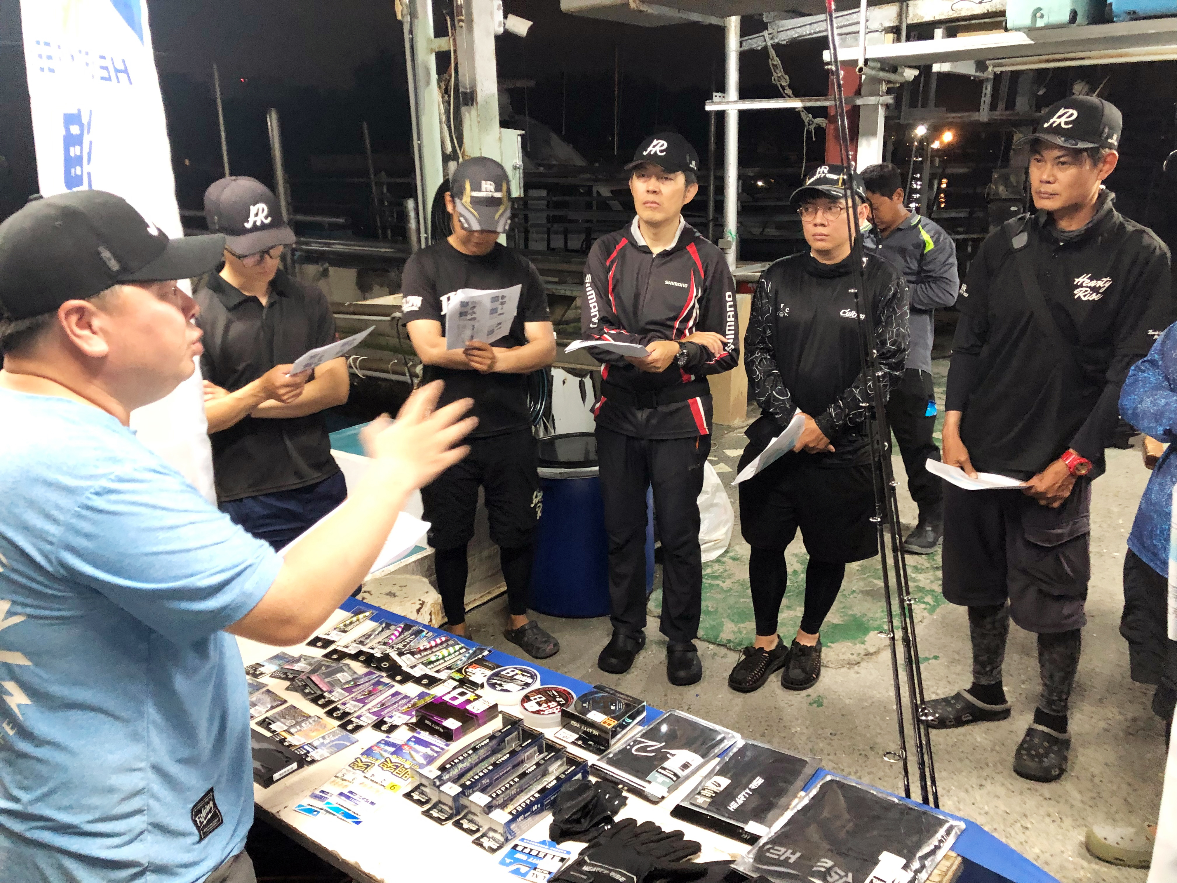 561745835399577622_0