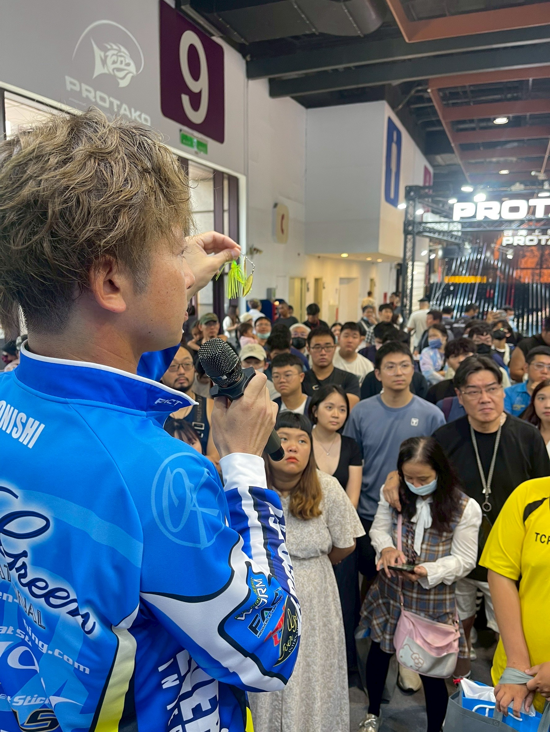 LINE_ALBUM_2025516_250520_167