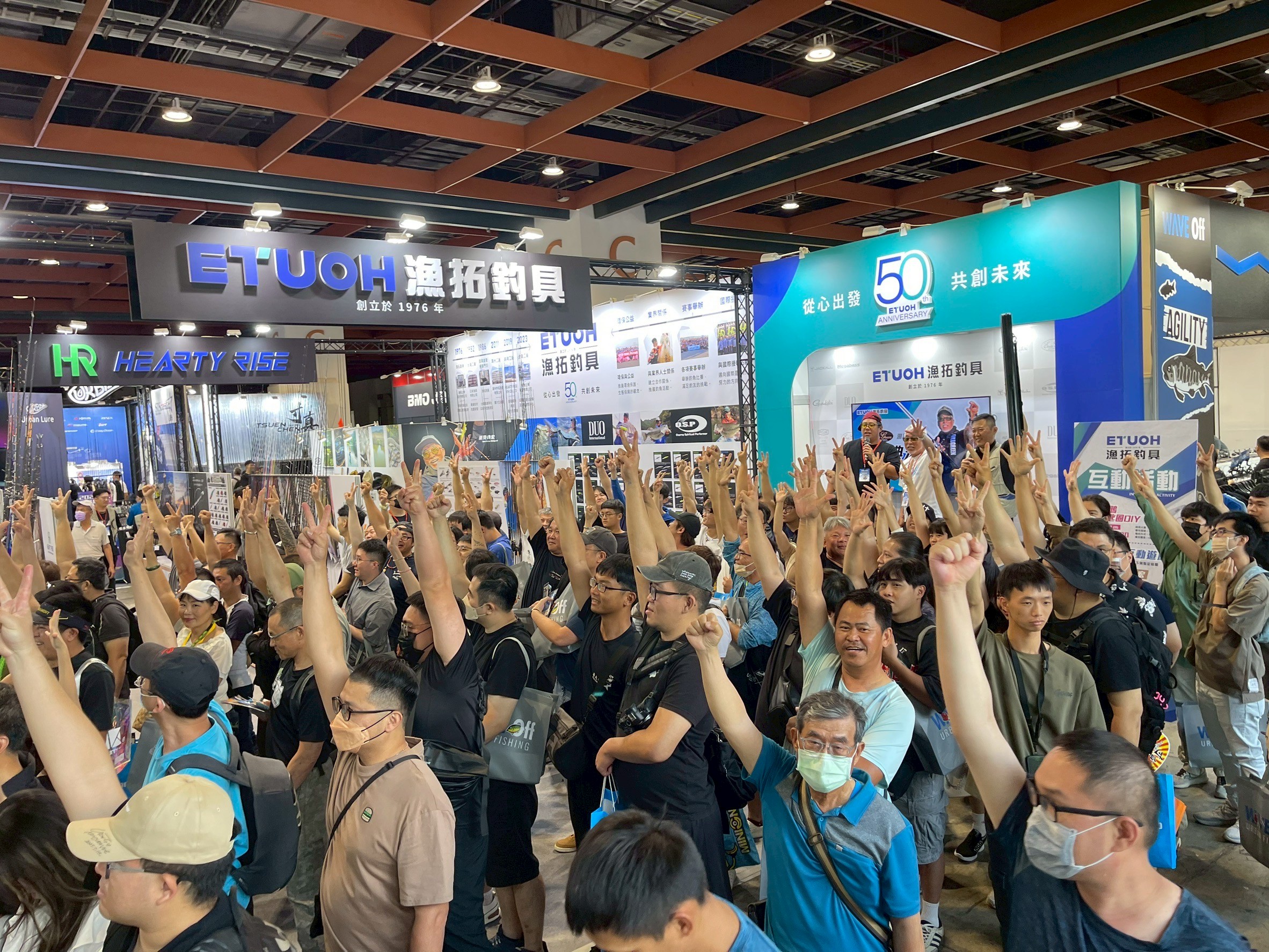 LINE_ALBUM_2025516_250520_48